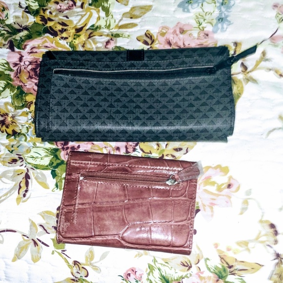 Lot of 3 - Picture 3 of 7